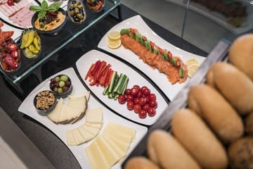 Breakfast buffet