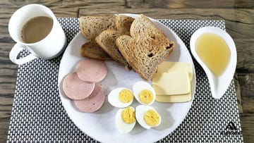Breakfast meal