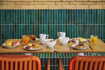 Breakfast meal