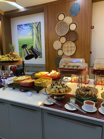 Breakfast buffet