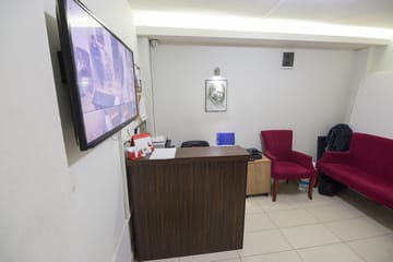 Check-in/check-out kiosk
