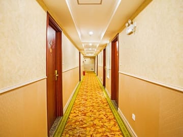 GreenTree Inn Jieyang North Linjiang Road Express Hotel