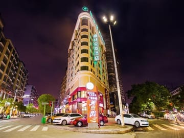 GreenTree Inn Jieyang North Linjiang Road Express Hotel