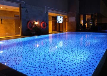 Private pool