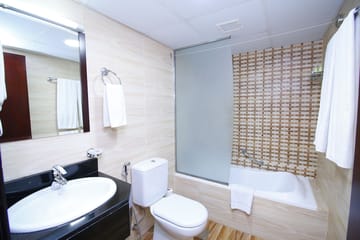 دوش حمام
