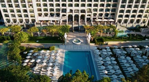 Astor Garden Hotel
