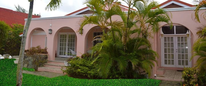 Beachcross Villa Apartments