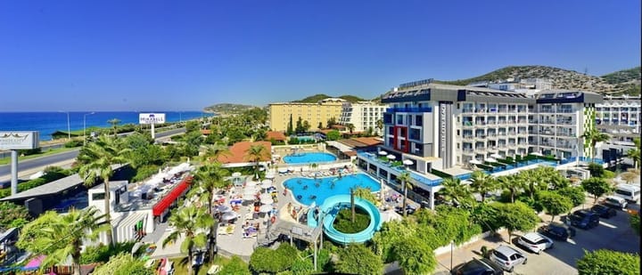 White City Beach - Adults Only