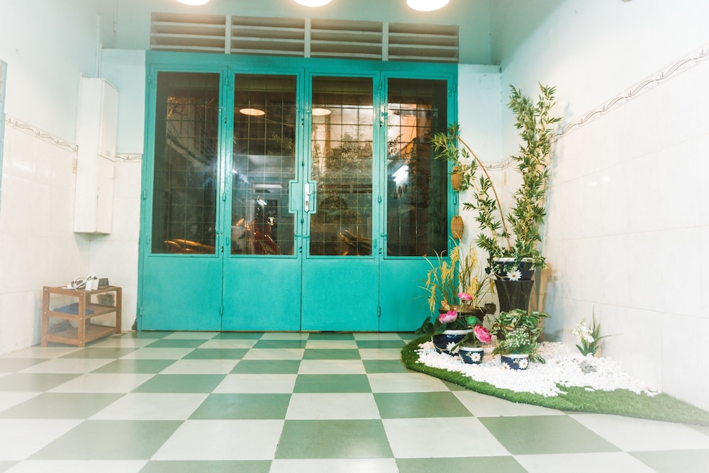Primary image