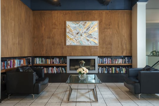 Kiwi International Hotel