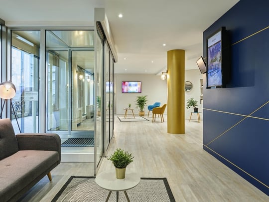 Residence Mercure Paris La Defense Grande Arche