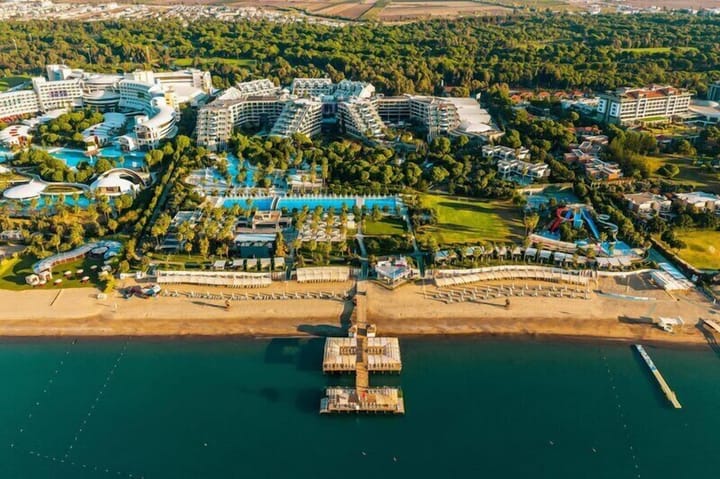 سوسسی لاکچری ریزورت