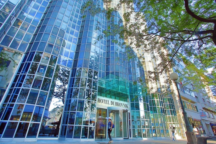 Primary image