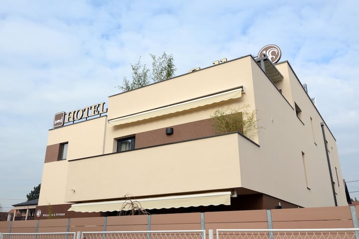 Primary image